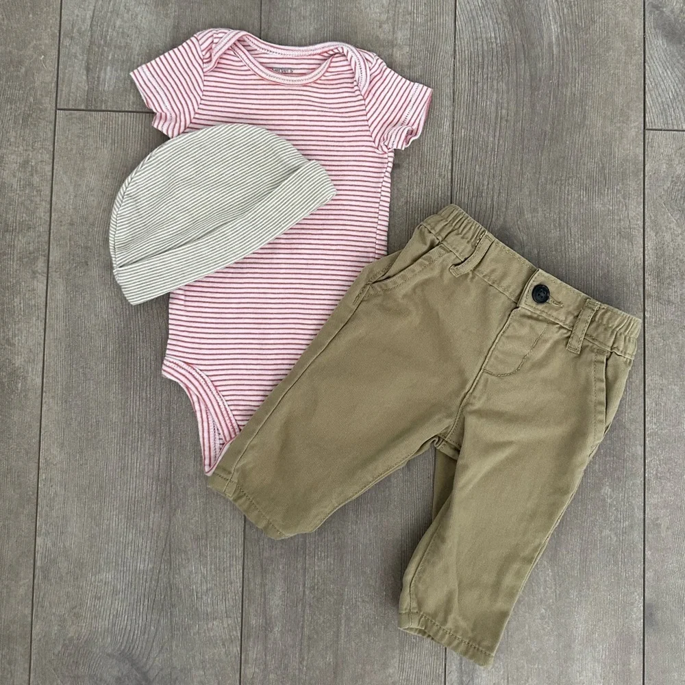 Carter’s & Children’s place 0-3 months Baby Boy matching outfit set 3 piece